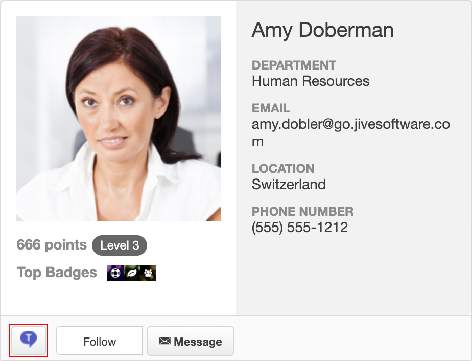 An example of the hover card with the Microsoft Teams chat icon highlighted